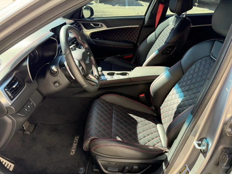 2022 Genesis G70 - Image 7 of 16