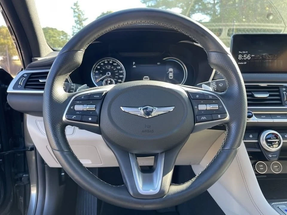 2022 Genesis G70 - Image 14 of 19