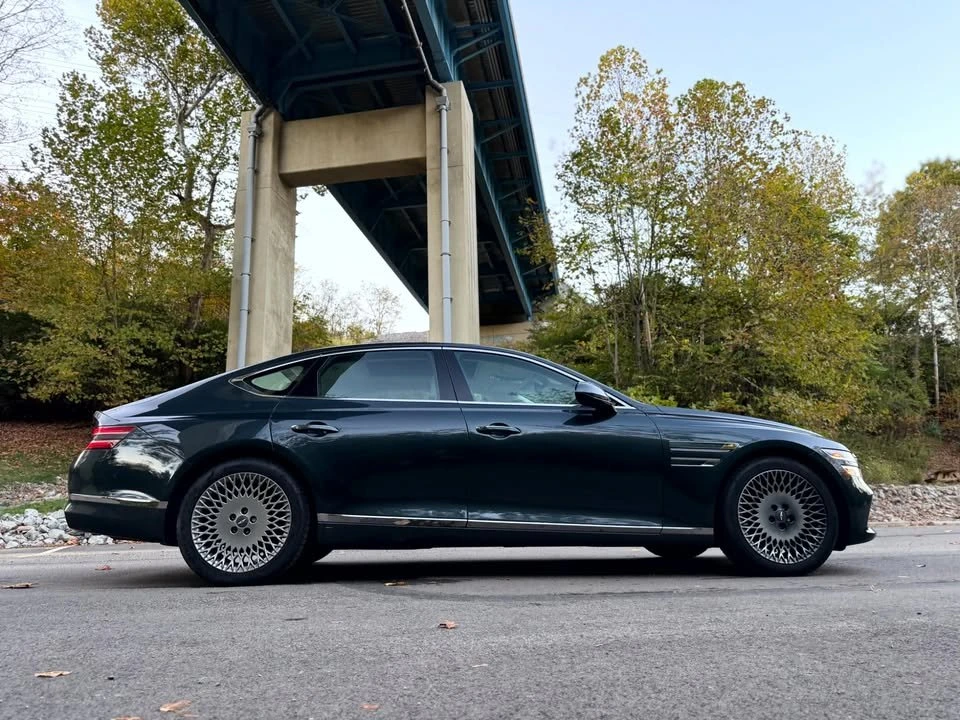 2022 Genesis G80 - Image 8 of 21