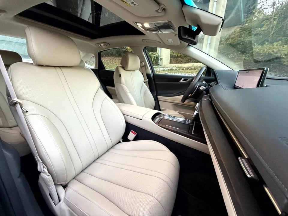 2022 Genesis G80 - Image 20 of 21