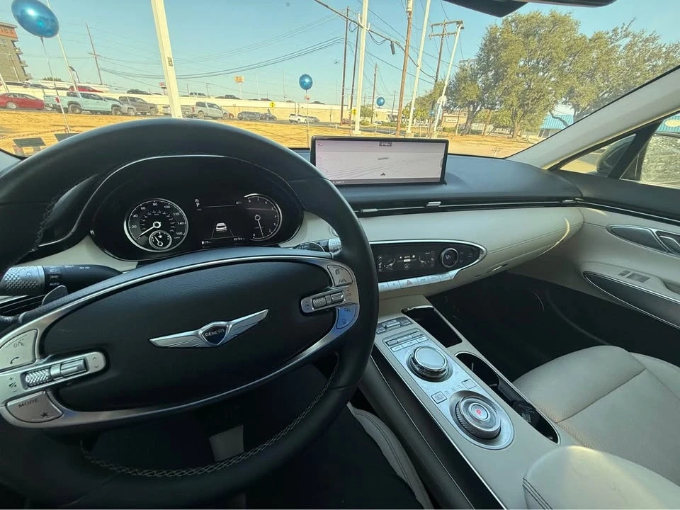 2022 Genesis GV70 - Image 6 of 14