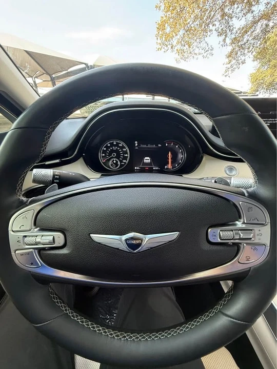 2022 Genesis GV70 - Image 8 of 8