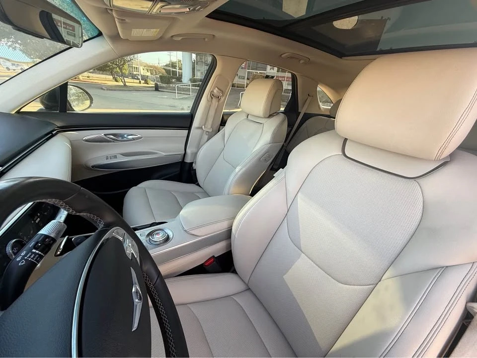 2022 Genesis GV70 - Image 4 of 14