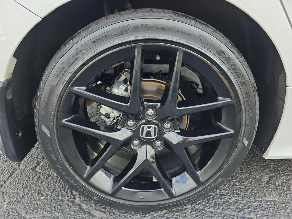 2022 Honda Civic 11th Gen - Image 17 of 26