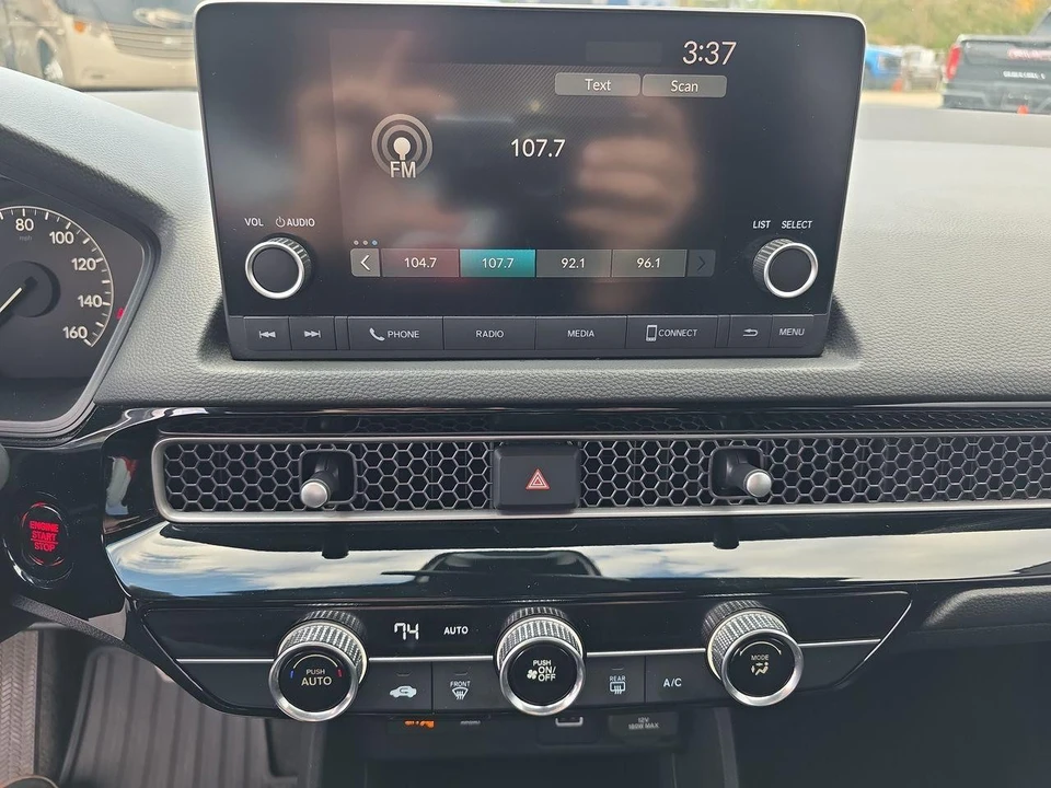 2022 Honda Civic 11th Gen - Image 9 of 21