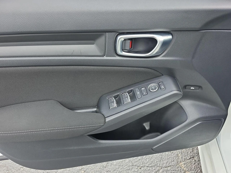 2022 Honda Civic 11th Gen - Image 5 of 26