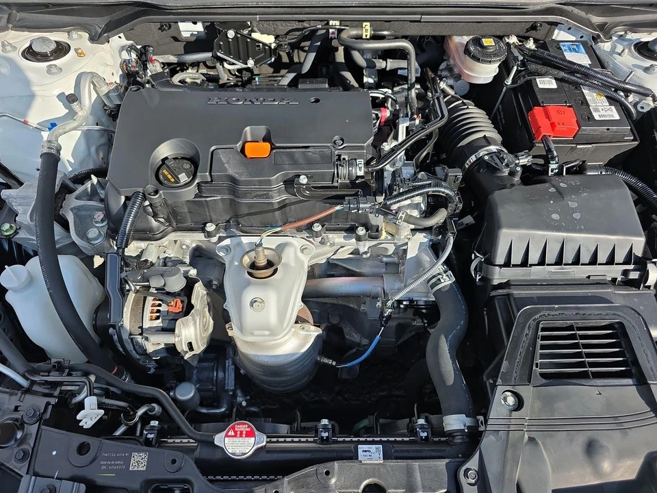 2022 Honda Civic 11th Gen - Image 13 of 26