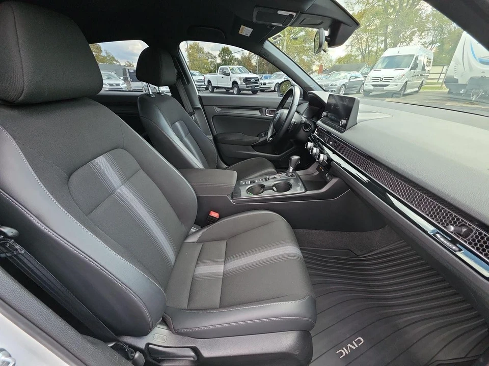 2022 Honda Civic 11th Gen - Image 8 of 12