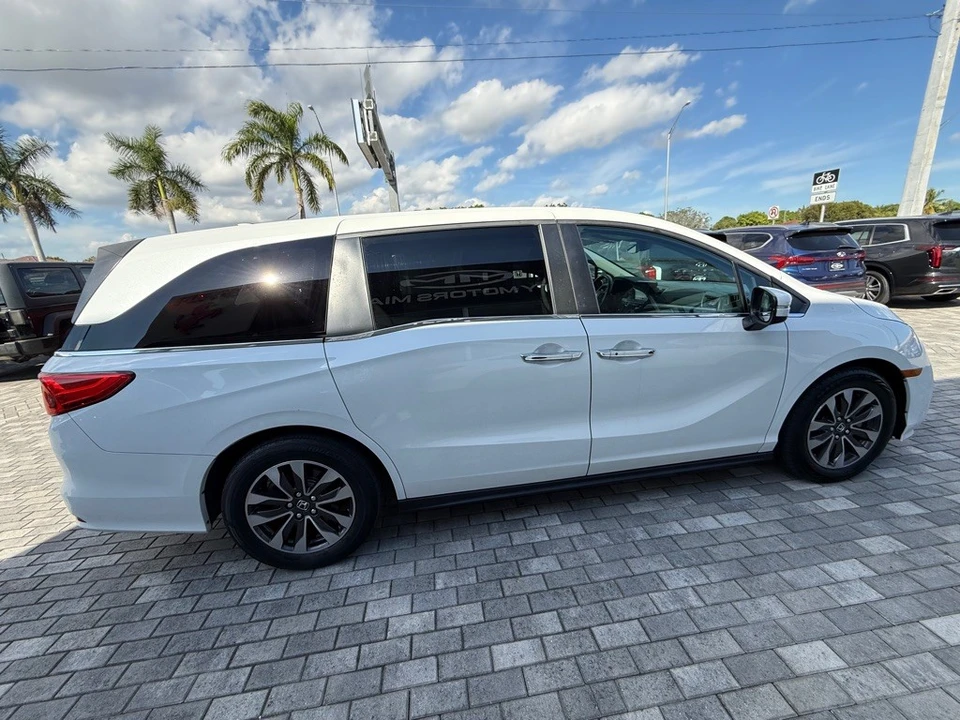 2022 Honda Odyssey - Image 10 of 21