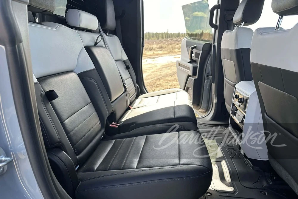 2022 Hummer - Image 19 of 31