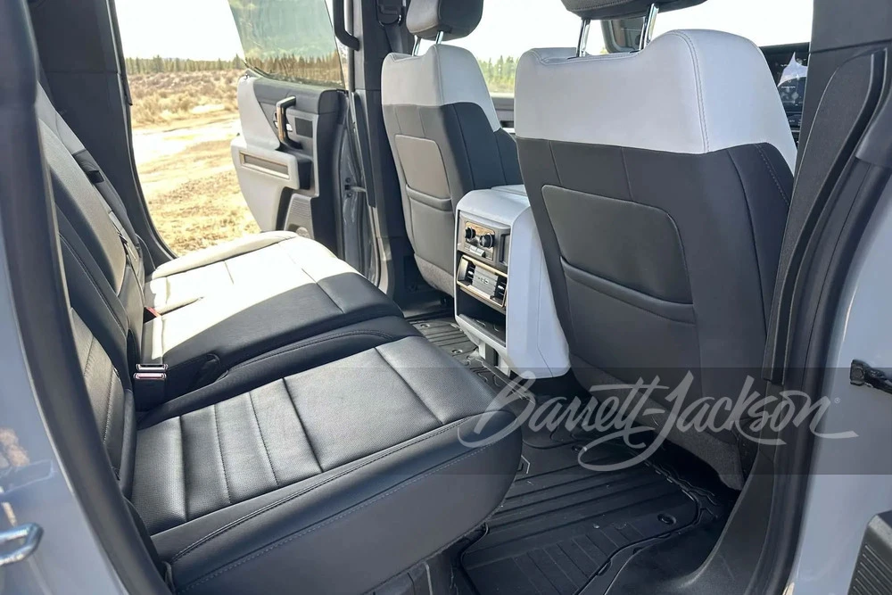 2022 Hummer - Image 16 of 31