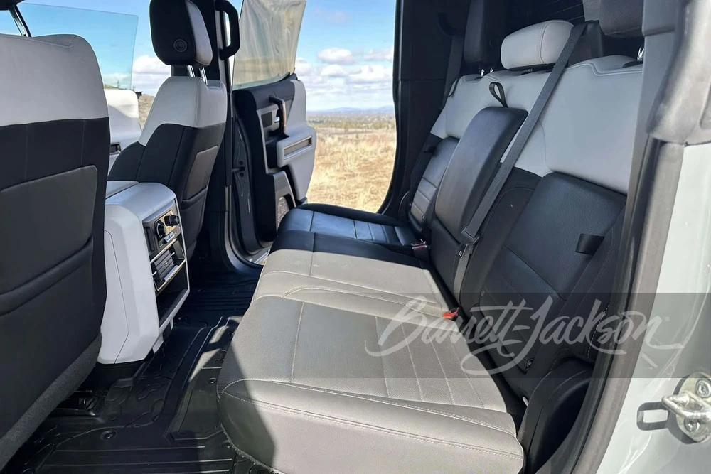 2022 Hummer - Image 11 of 31