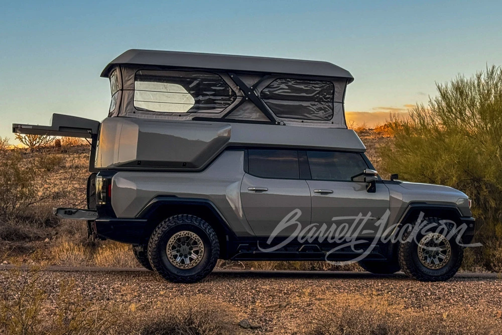 2022 Hummer - Image 27 of 31