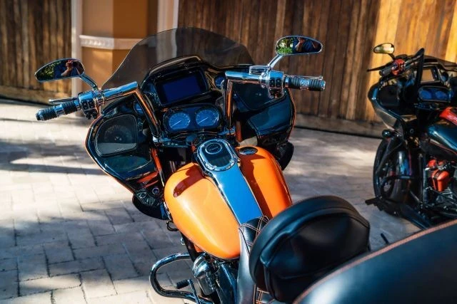2022 Harley-Davidson CVO - Image 2 of 17