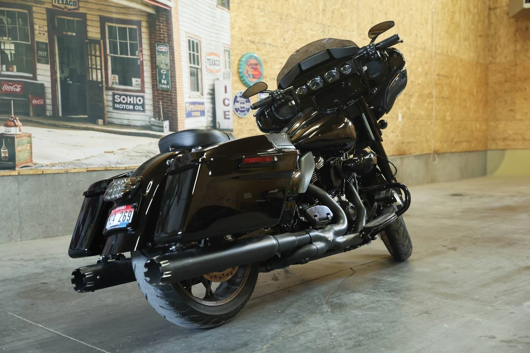 2022 Harley-Davidson Touring Milwaukee-Eight - Image 11 of 26