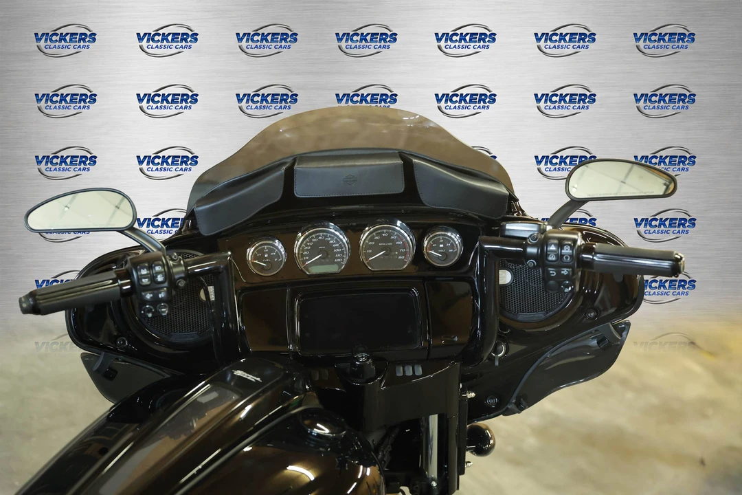 2022 Harley-Davidson Touring Milwaukee-Eight - Image 13 of 26