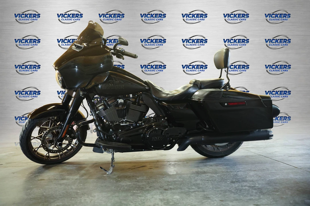 2022 Harley-Davidson Touring Milwaukee-Eight - Image 3 of 26