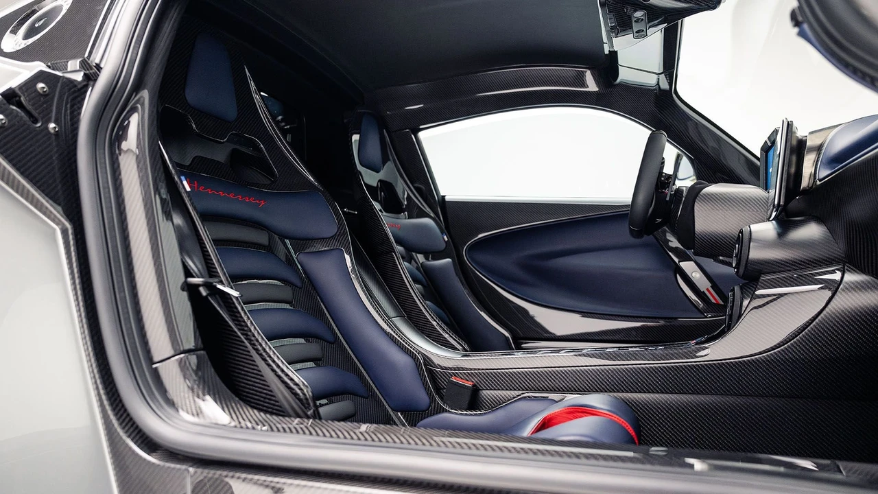2022 Hennessey - Image 25 of 31