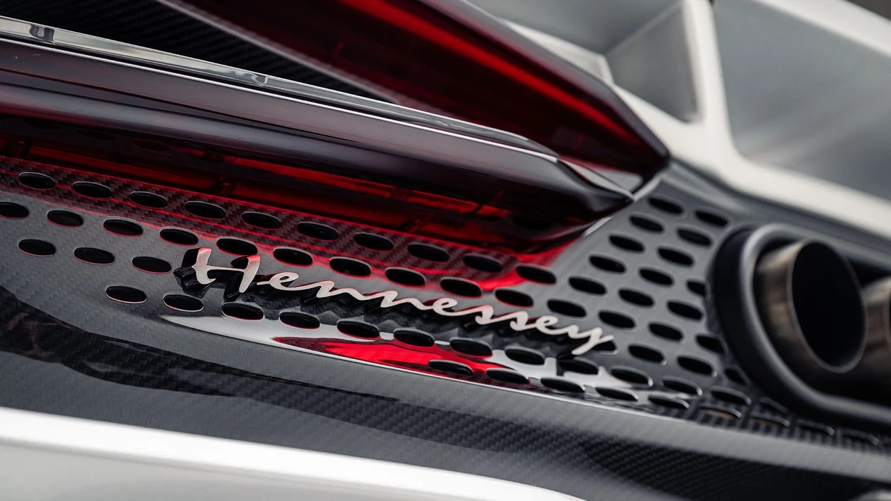 2022 Hennessey - Image 16 of 31
