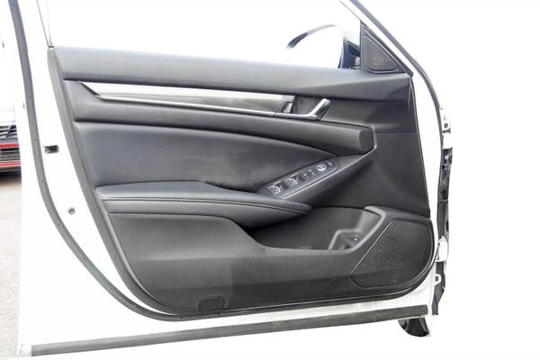 2022 Honda Accord 10th Gen - Image 7 of 21