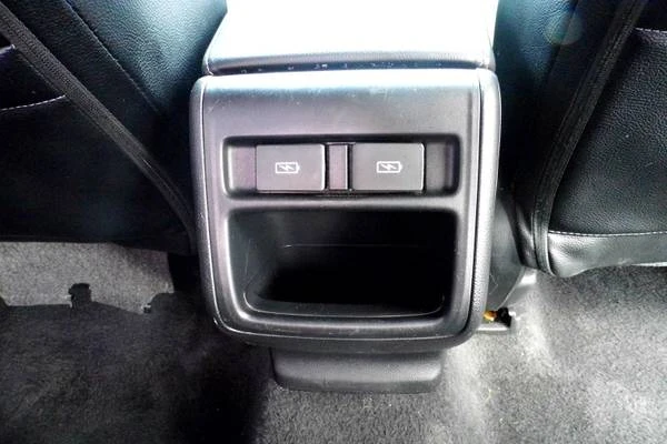 2022 Honda Accord 10th Gen - Image 12 of 21