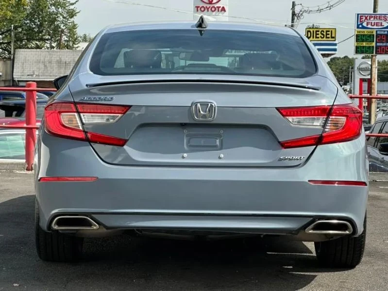 2022 Honda Accord 10th Gen - Image 5 of 12