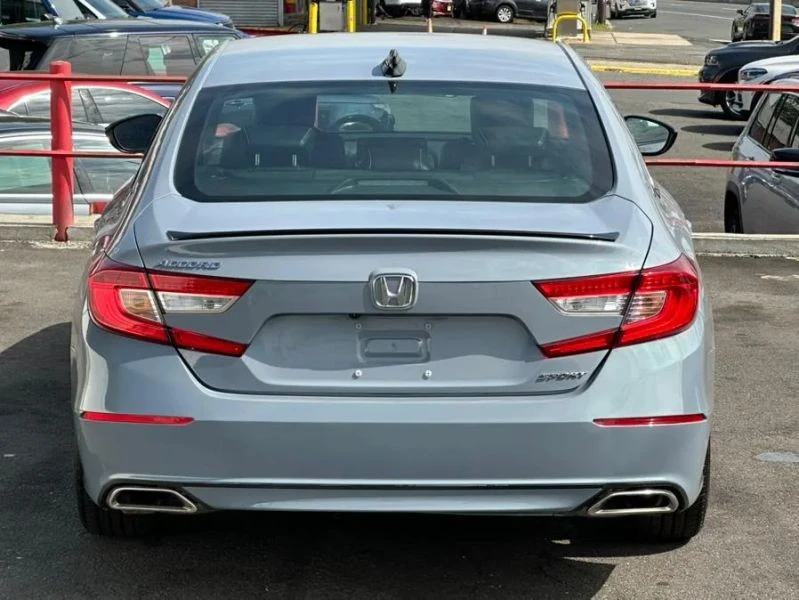 2022 Honda Accord 10th Gen - Image 11 of 12