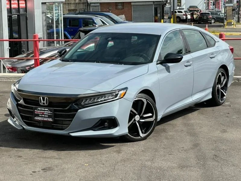 2022 Honda Accord 10th Gen - Image 7 of 12