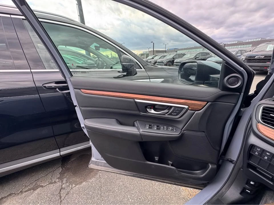 2022 Honda CR-V 5th Gen - Image 5 of 9