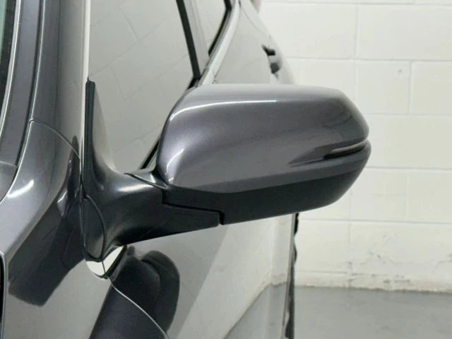 2022 Honda CR-V 5th Gen - Image 18 of 21