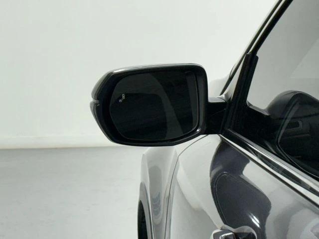 2022 Honda CR-V 5th Gen - Image 17 of 21
