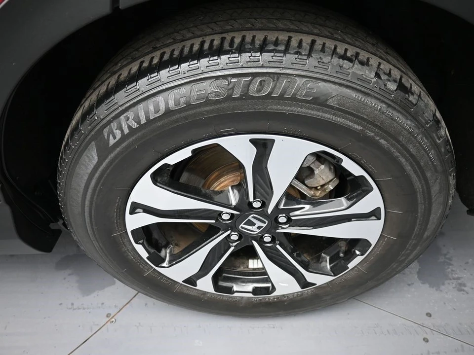 2022 Honda CR-V 5th Gen - Image 15 of 21