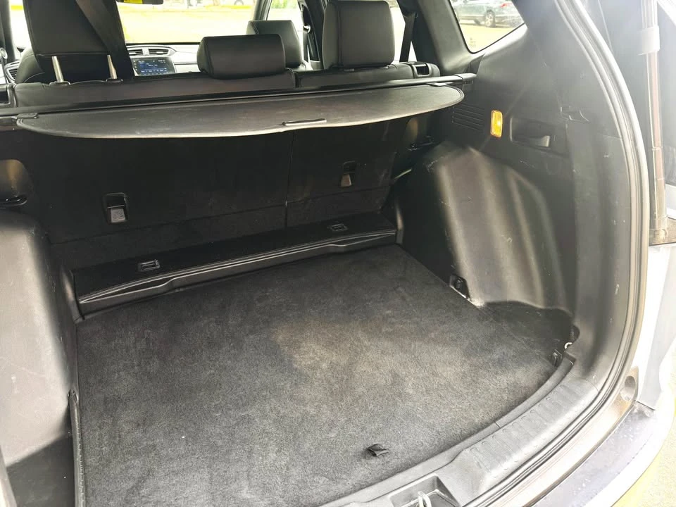 2022 Honda CR-V 5th Gen - Image 17 of 18