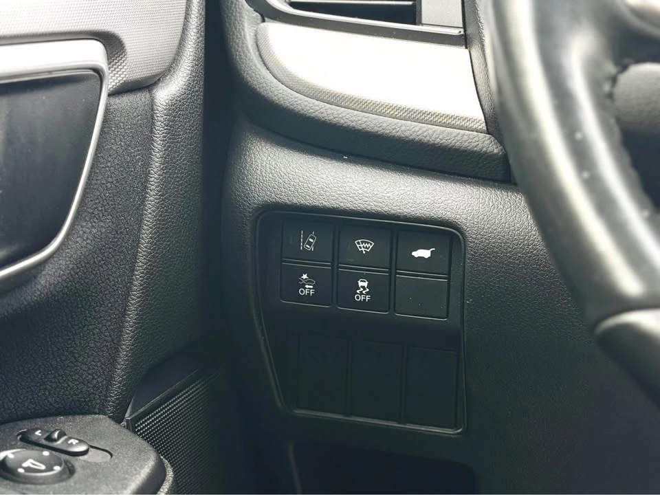 2022 Honda CR-V 5th Gen - Image 15 of 18
