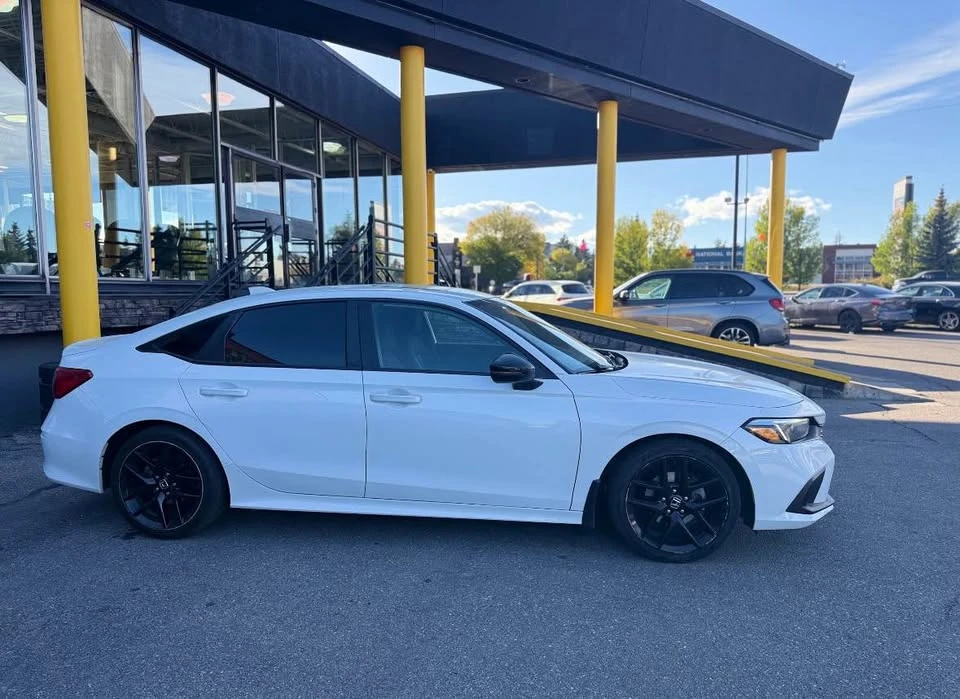 2022 Honda Civic 11th Gen - Image 2 of 8