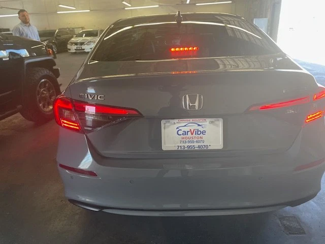 2022 Honda Civic 11th Gen - Image 8 of 9