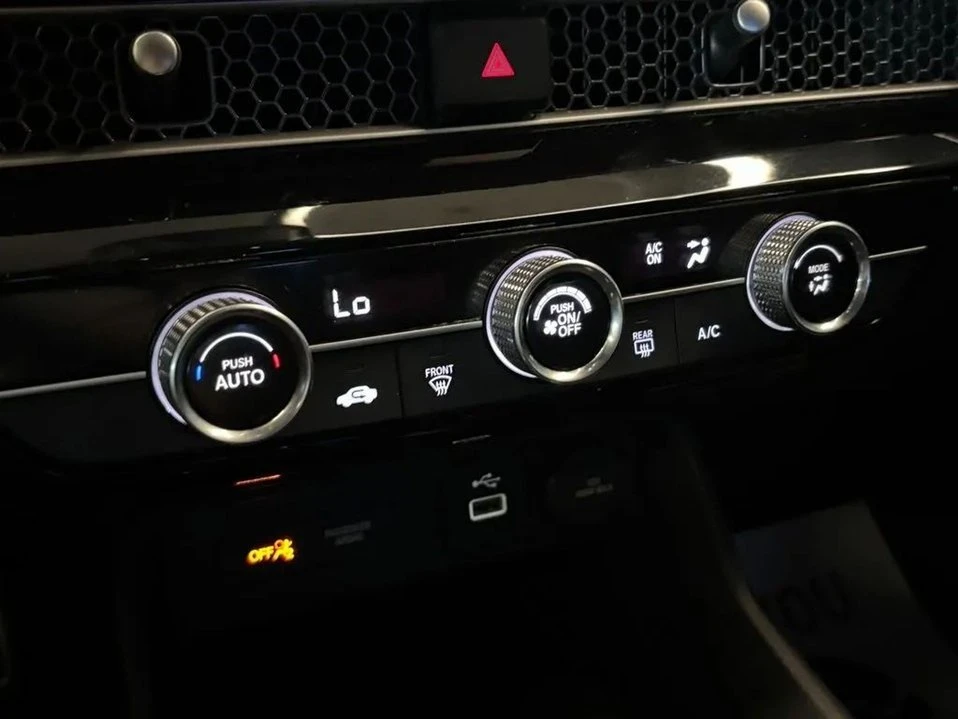 2022 Honda Civic 11th Gen - Image 13 of 18