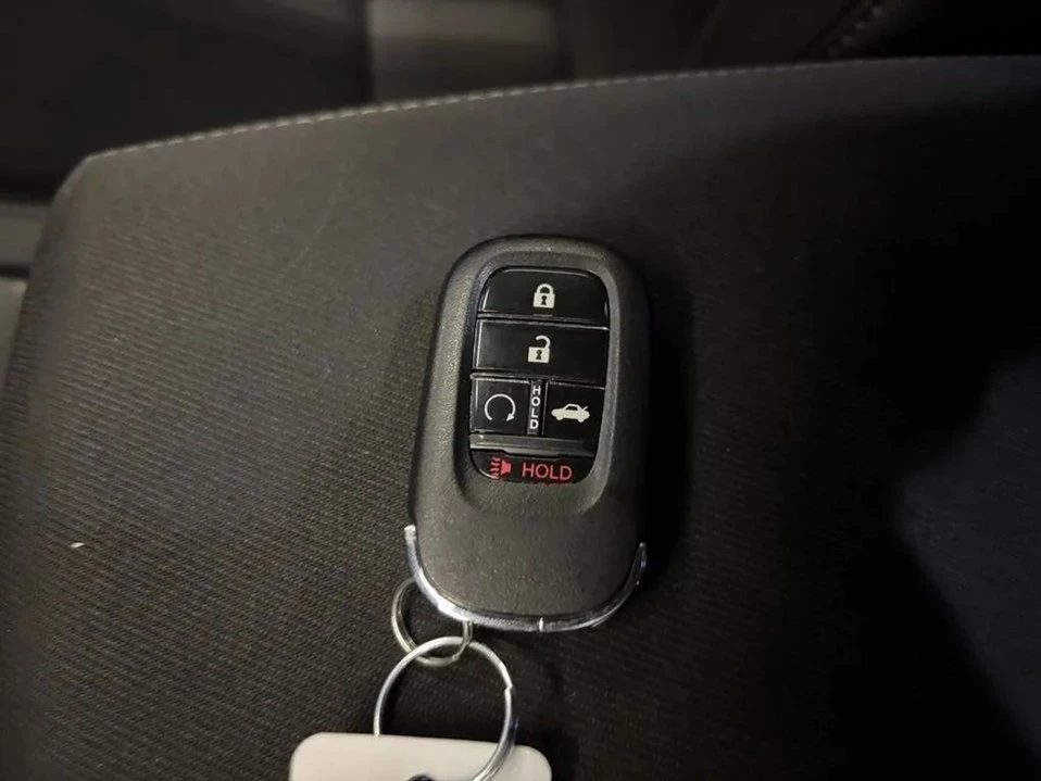 2022 Honda Civic 11th Gen - Image 15 of 18