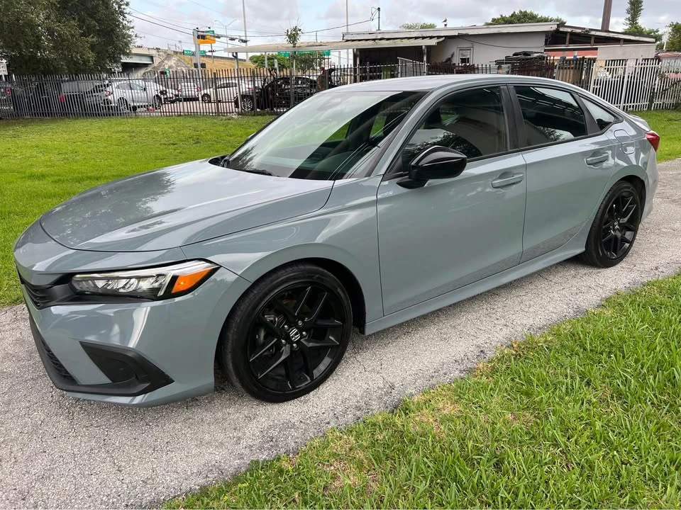 2022 Honda Civic 11th Gen - Image 2 of 13
