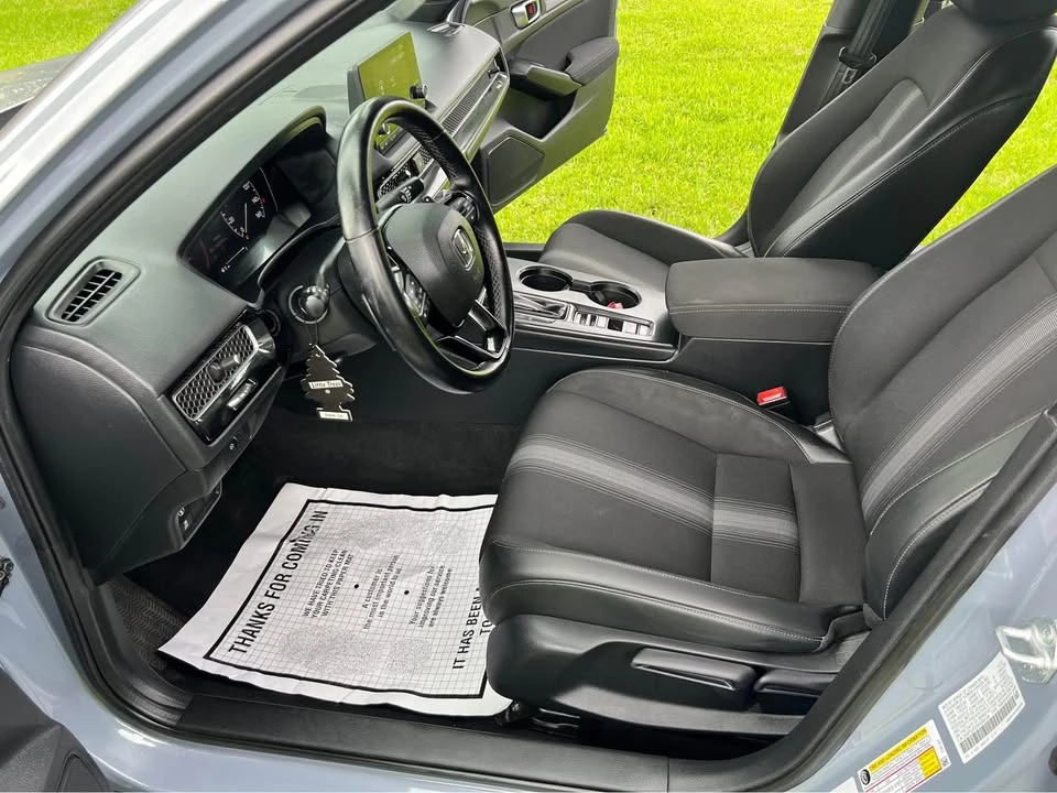 2022 Honda Civic 11th Gen - Image 12 of 13