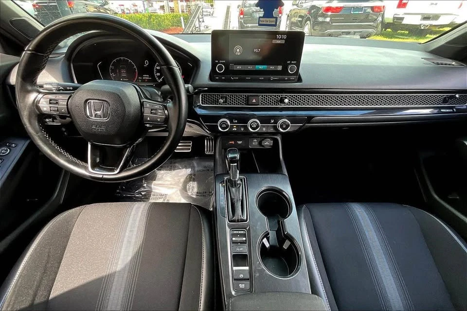 2022 Honda Civic 11th Gen - Image 5 of 6