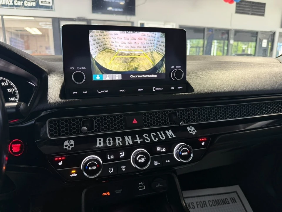 2022 Honda Civic 11th Gen - Image 14 of 31
