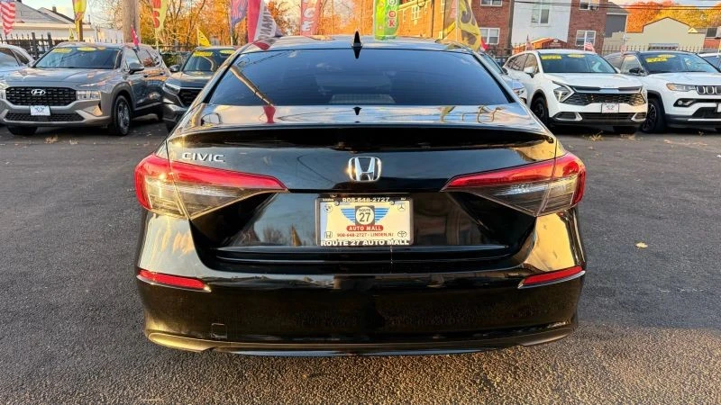 2022 Honda Civic 11th Gen - Image 6 of 12