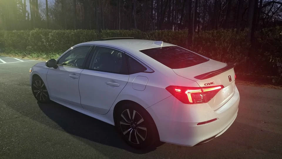 2022 Honda Civic 11th Gen - Image 6 of 14