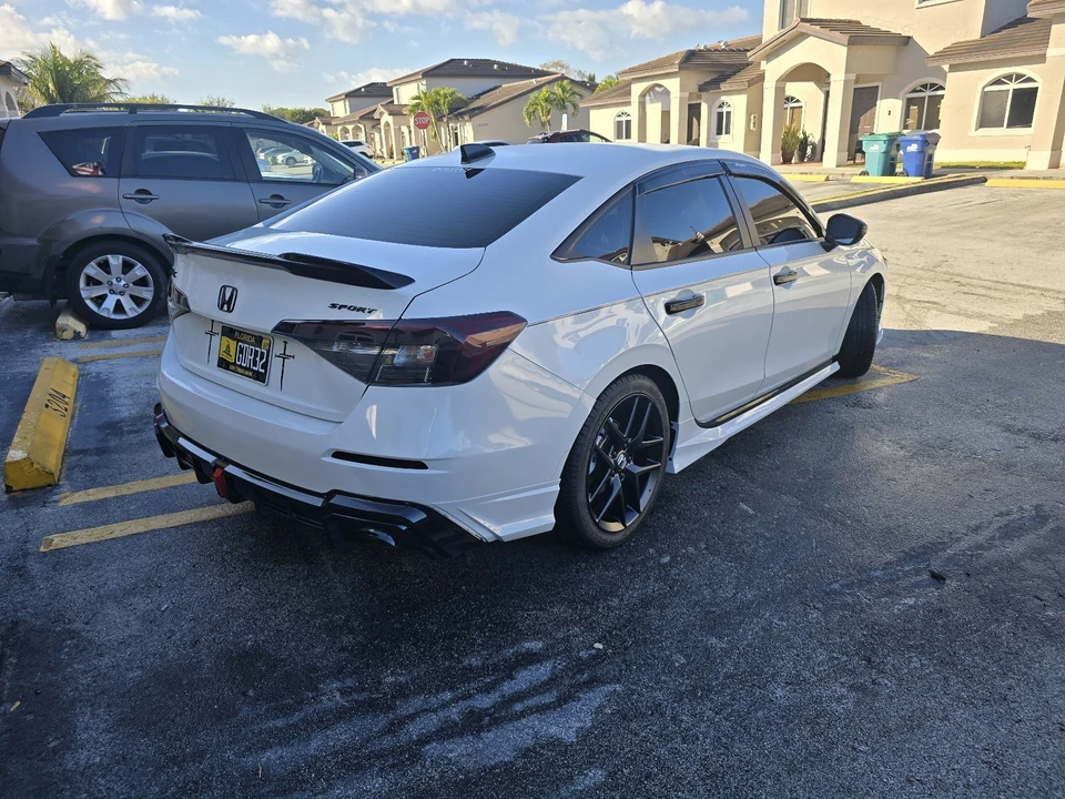 2022 Honda Civic 11th Gen - Image 3 of 14