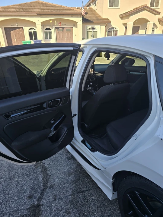 2022 Honda Civic 11th Gen - Image 11 of 14