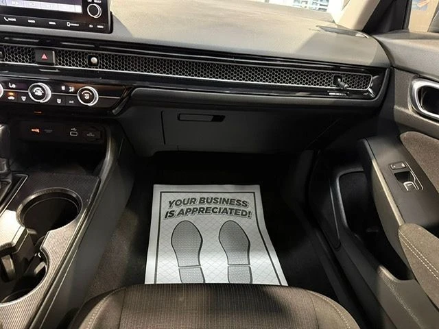 2022 Honda Civic 11th Gen - Image 24 of 31