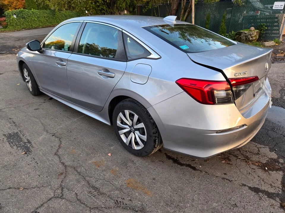 2022 Honda Civic 11th Gen - Image 6 of 9