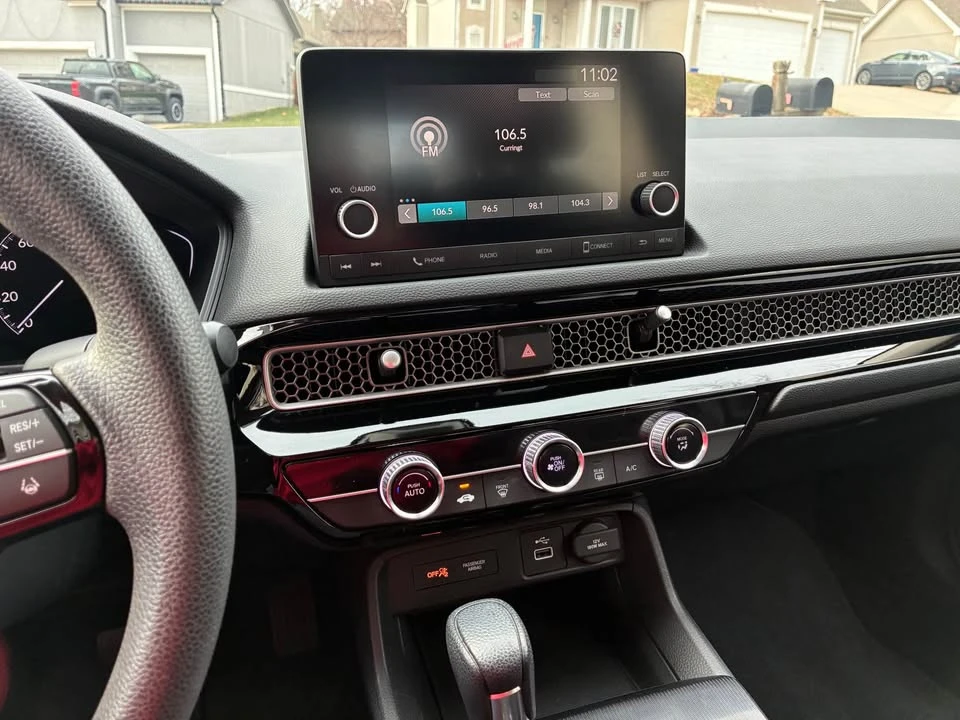 2022 Honda Civic 11th Gen - Image 16 of 20