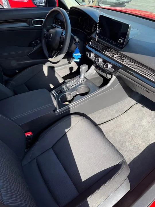 2022 Honda Civic 11th Gen - Image 8 of 16